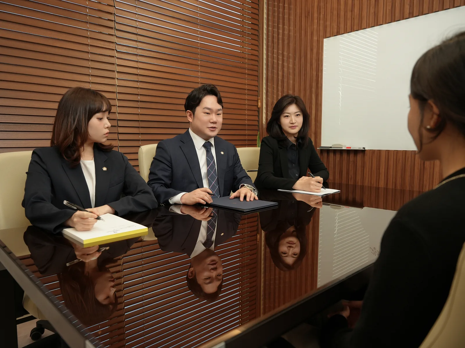 법률사무소 나인 변호사 회의